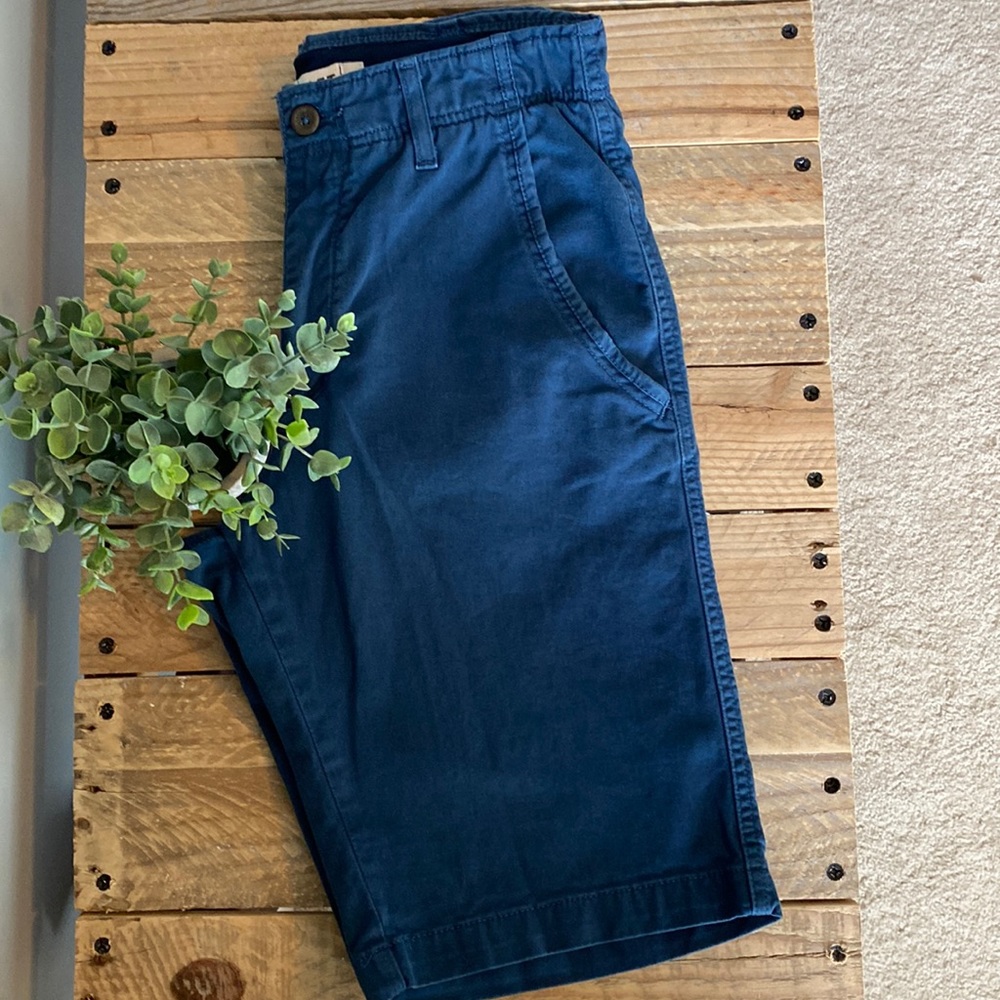 True Craft 11” Navy Flat Front Men’s Shorts Size 30 Waist